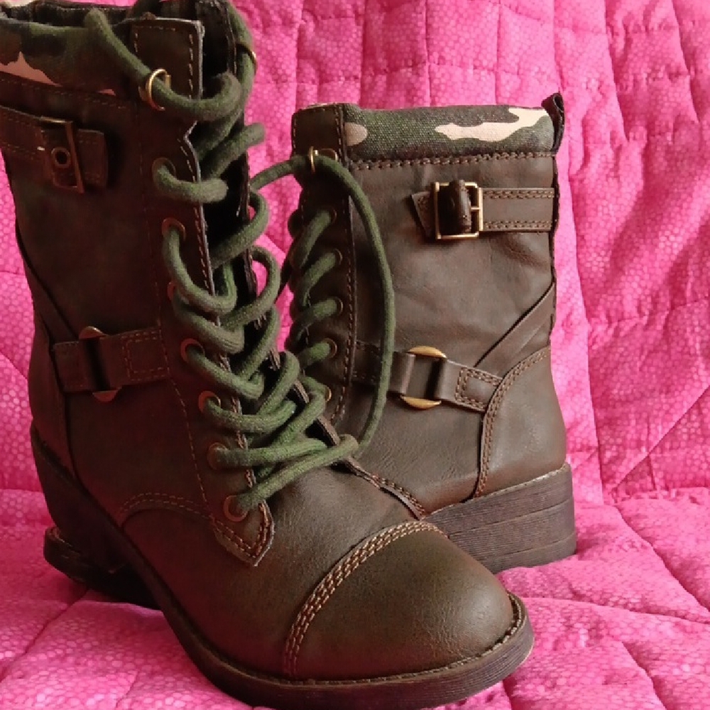 Rocket Dog Women's Brown Lace-Up Boots Size 7.5 (38.5)